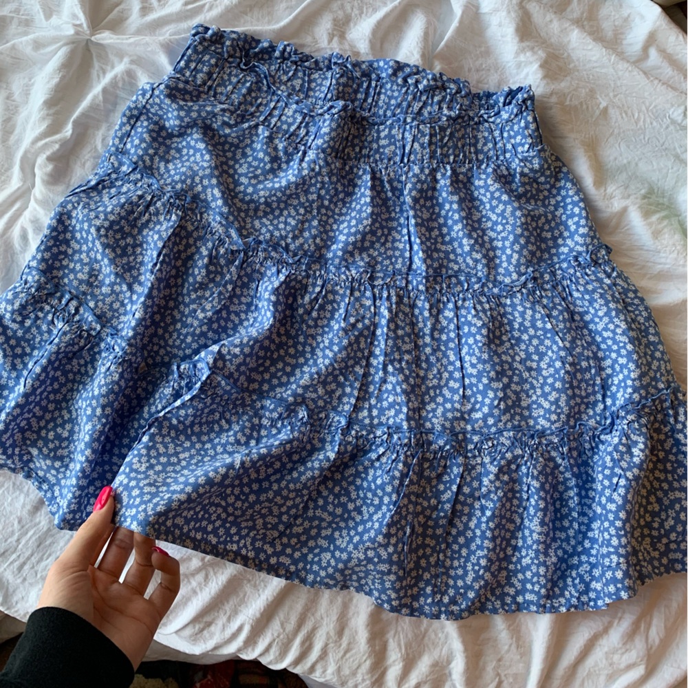 Target flowy wild fable tiered floral skirt size small